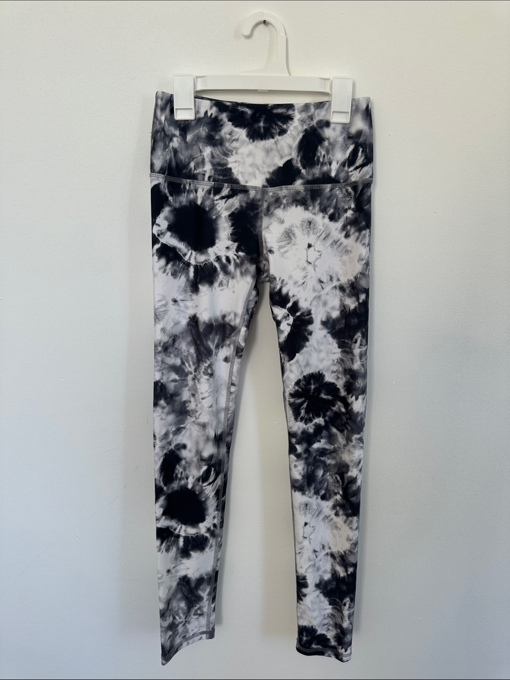 Noli Black & White Tie-Dye Kids Leggings